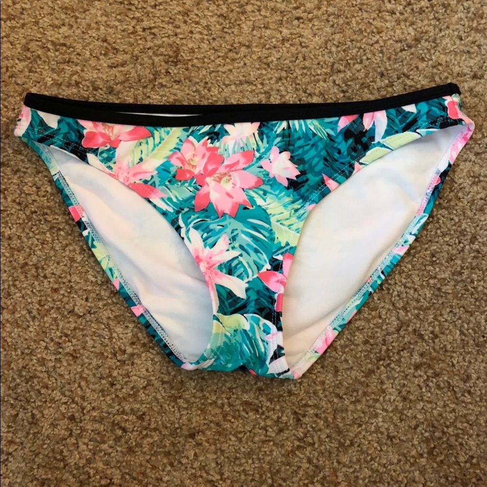Xhilaration swimsuit bottoms